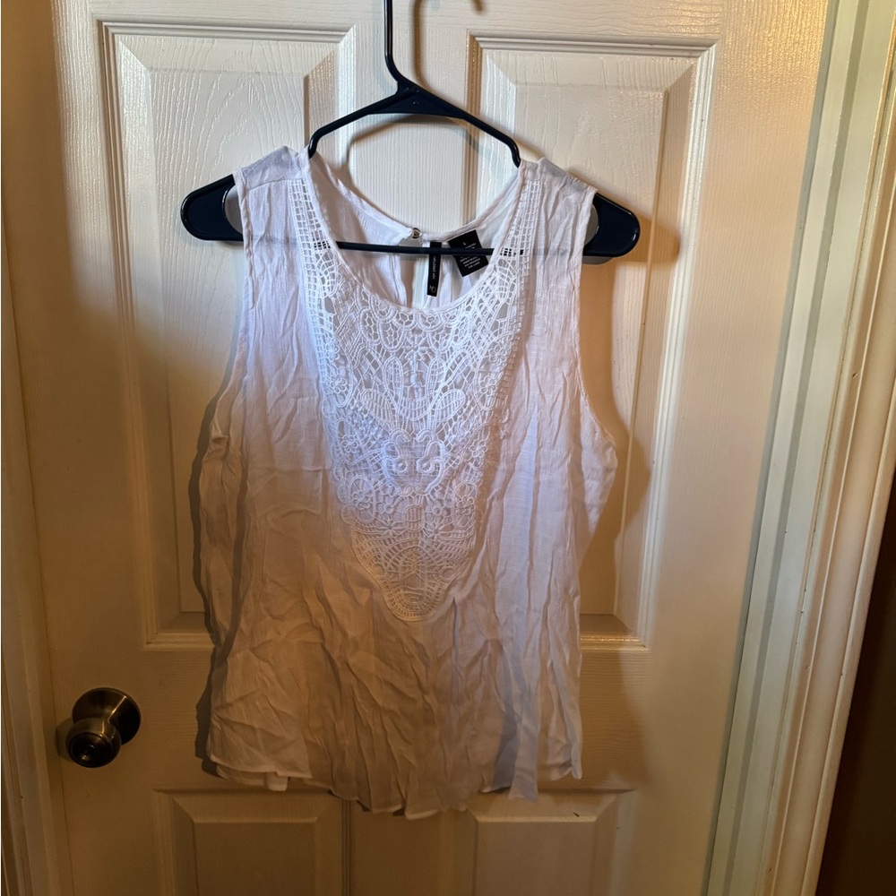 New Directions White Lace Blouse